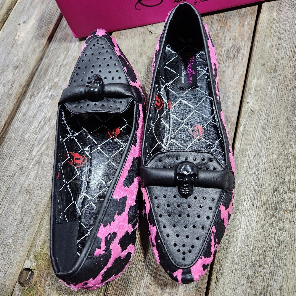 Abbey Dawn by Avril Lavigne Rebel Yell Punk Flattie in Hot Pink, skull - Picture 2 of 15